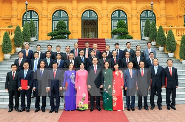 越南国家主席陈大光任命22名驻外大使 hinh anh 1