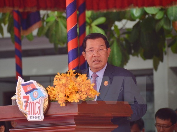 柬埔寨首相洪森即将访问日本 hinh anh 1