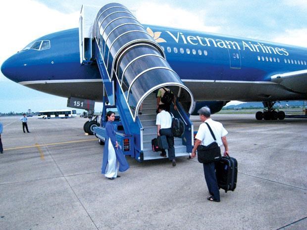 今年前7月越南各航空港旅客吞吐量达5500多万人次 hinh anh 1