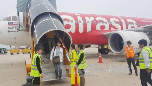 亚洲航空公司开通从金兰国际机场飞往吉隆坡的国际往返直达航线 hinh anh 1