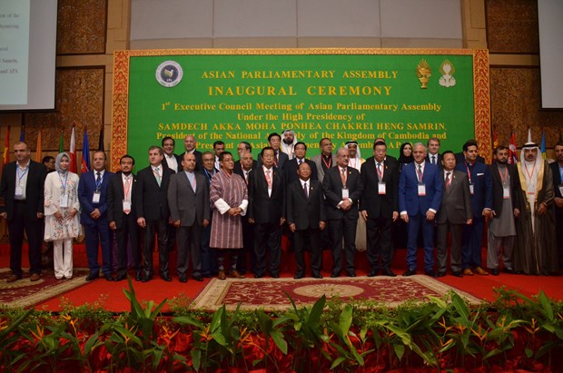 越南为亚洲议会大会执行理事会第一次会议做出贡献 hinh anh 1
