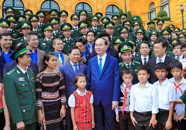 陈大光：越南党和国家特别关注教育培训工作 hinh anh 2