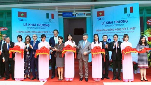 意大利—越南纺织技术中心正式落成 hinh anh 1