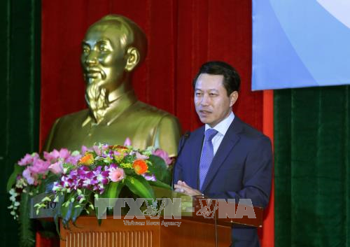 老挝外交部部长探访越南外交学院 hinh anh 1