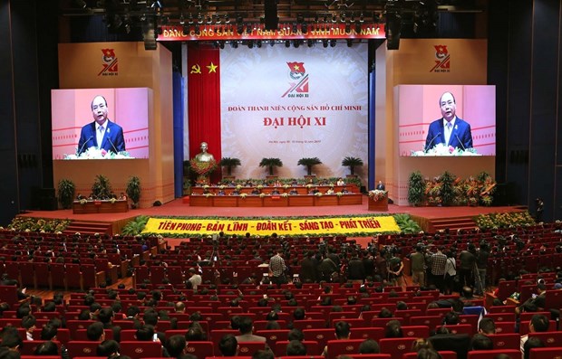 越南政府总理阮春福：充分发挥青年“冲在最前面 顶在关键处”的作用 hinh anh 1