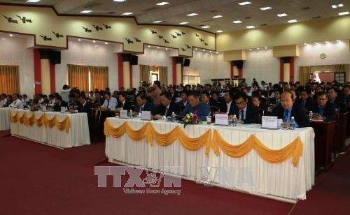 柬老越发展三角区第十一次贸易投资与旅游促进论坛在平福省举行 hinh anh 1
