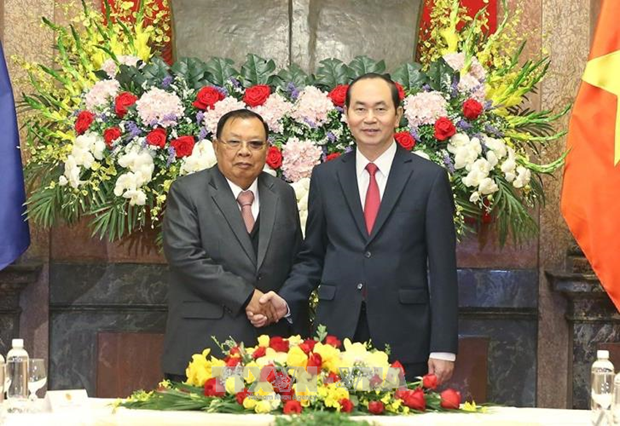 老挝人民革命党中央总书记、国家主席本扬致电感谢越南领导人 hinh anh 2