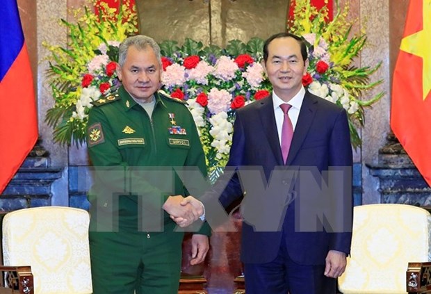 越南国家主席陈大光会见俄罗斯联邦国防部部长谢尔盖 hinh anh 1