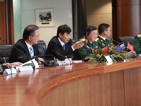 越南出席第六次浮尔顿论坛 hinh anh 1