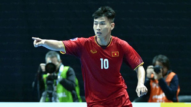 亚洲室内五人制足球锦标赛：越南队进入八强 hinh anh 1
