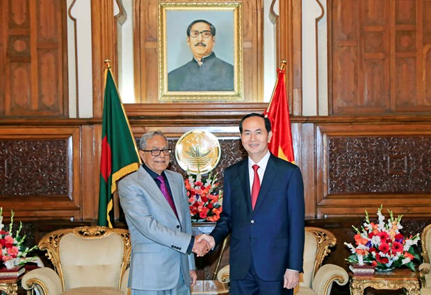 越南国家主席陈大光会见孟加拉国总统阿卜杜勒·哈米德 hinh anh 1