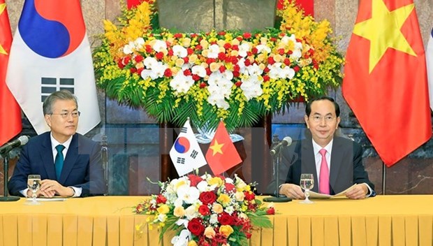 韩国总统文在寅圆满结束对越南进行的国事访问 hinh anh 1