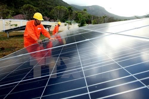 投资额超1.1万亿越盾的太阳能发电项目获得农省批准 hinh anh 1