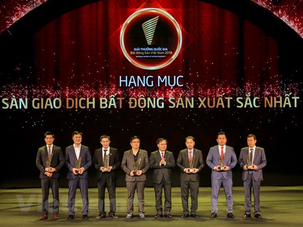 2018年越南国家房地产奖：54个最佳房地产项目和投资者获表彰 hinh anh 2