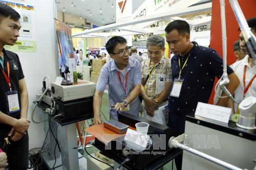 2018年第25届越南国际医药制药、医疗器械展览会在河内开幕 hinh anh 1