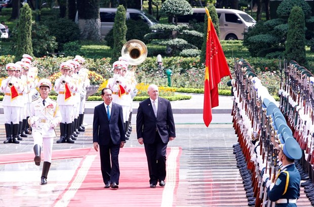 越南国家主席陈大光举行宴会 欢迎澳大利亚总督科斯格罗夫访问 hinh anh 1