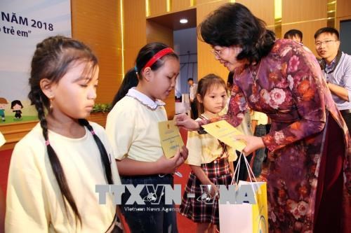 2018年儿童行动月在富寿省启动 hinh anh 3