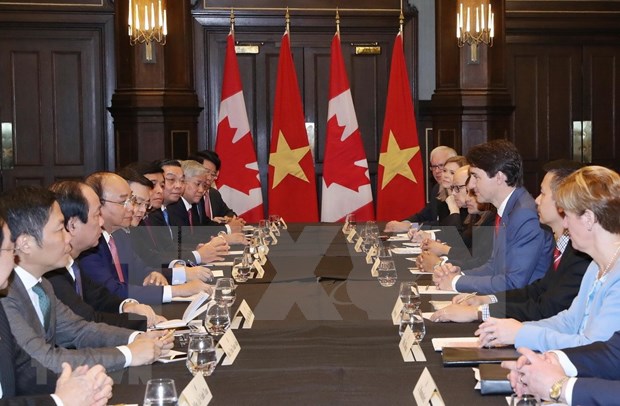 越南政府总理阮春福与加拿大总理贾斯廷举行会谈 hinh anh 2