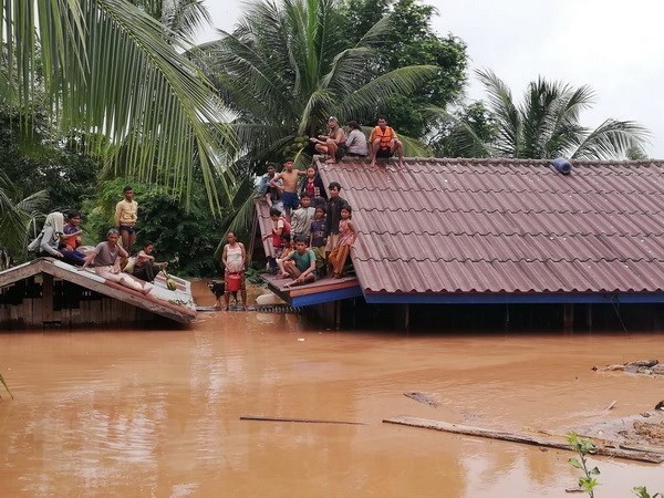 老挝水电站大坝坍塌事故：韩国向老挝提供价值100万美元的紧急援助 hinh anh 1