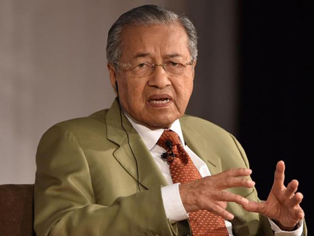 马来西亚总理访问日本促进马日关系发展 hinh anh 1