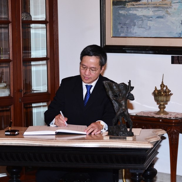 越南驻印尼大使范荣光：越南与印尼战略伙伴关系——化挑战为机遇 hinh anh 1