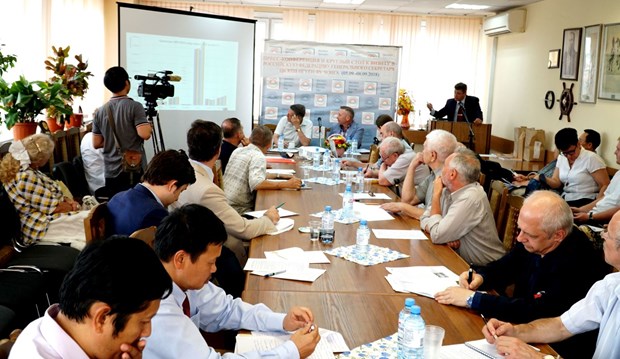 “越俄关系：潜力与发展” 圆桌研讨会在俄罗斯举行 hinh anh 1
