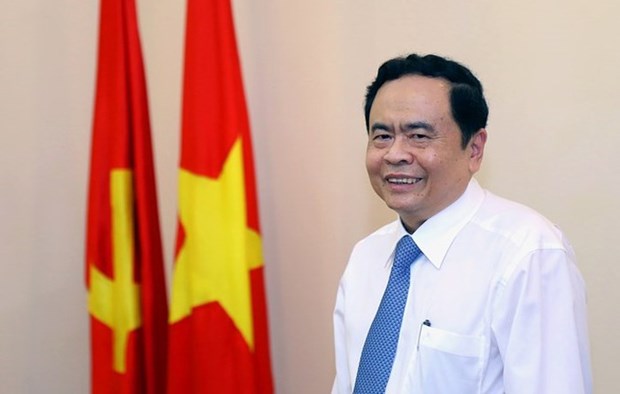 越南祖国阵线中央委员会主席陈青敏访问俄罗斯和古巴 hinh anh 1