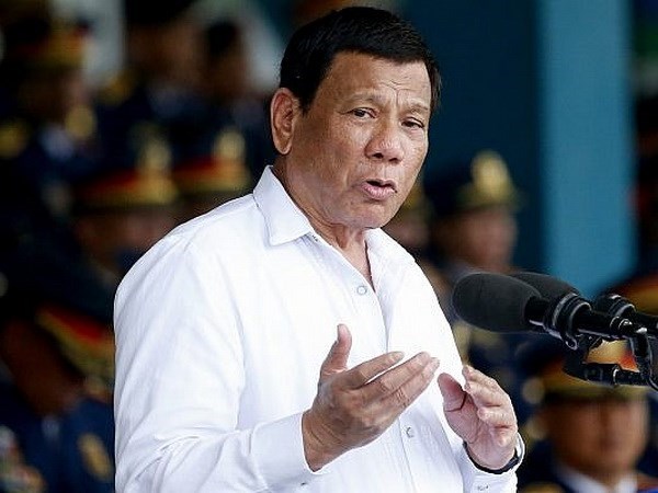 菲律宾总统杜特尔特拟停止该国所有采矿活动 hinh anh 1