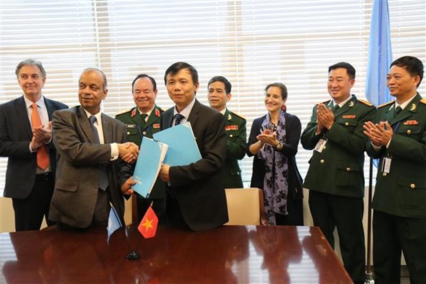 越南与联合国签署关于派遣驻南苏丹野战医院的备忘录 hinh anh 2