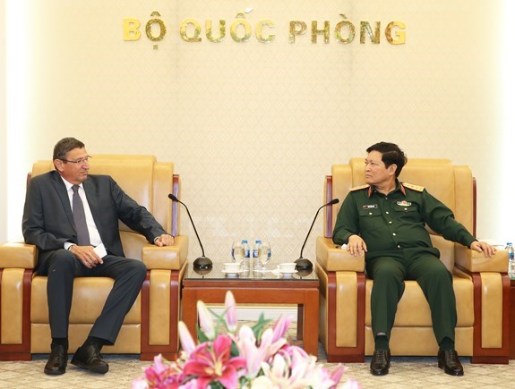 第一次越南与以色列国防政策对话在越南召开 hinh anh 1