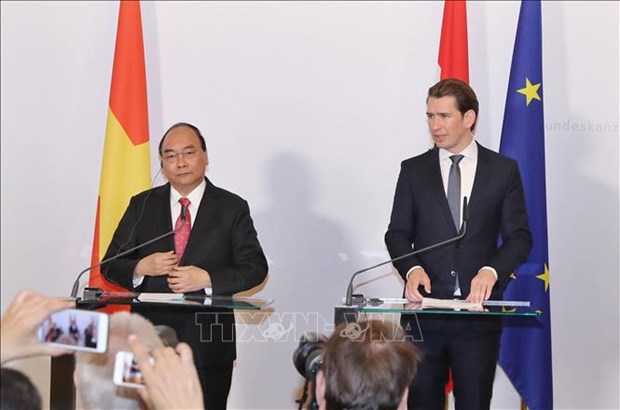越南与奥地利发表联合新闻公报 hinh anh 1