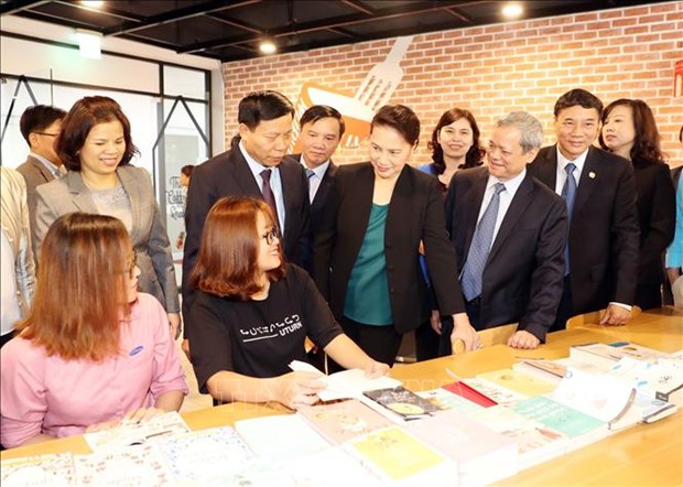 国会主席阮氏金银：外资企业的成功就是越南的成功 hinh anh 2