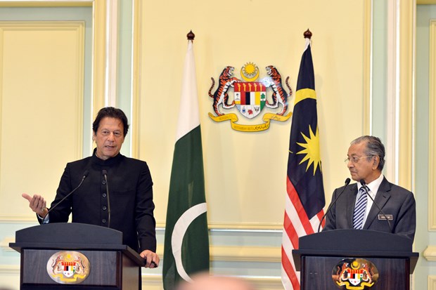 马来西亚与巴基斯坦两国总理会谈 促进双边关系的发展 hinh anh 1