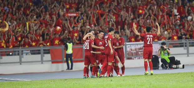 AFF Suzuki Cup 2018：官方网列出越南和马来西亚两只球队的最强悍球员 hinh anh 1