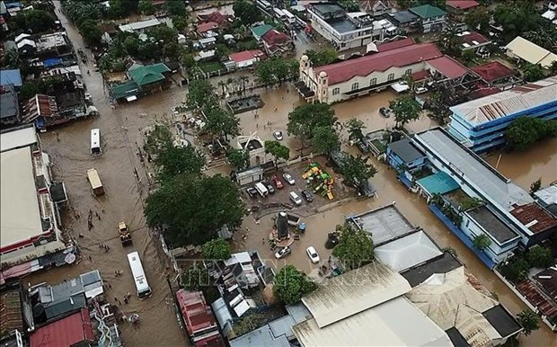 菲律宾洪水和山崩：死亡人数提升至122人 hinh anh 2