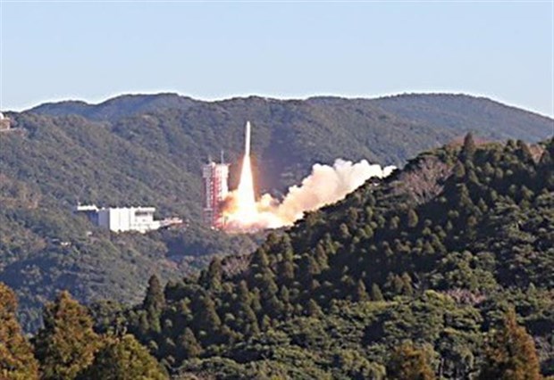 越南“微龙”卫星发射升空 顺利与火箭分离 hinh anh 2