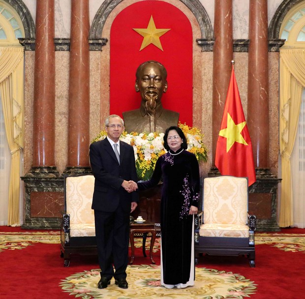 越南国家副主席邓氏玉盛会见泰国最高法院代表团 hinh anh 1