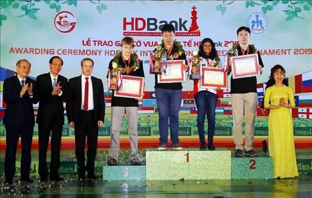 2019年HDBank国际象棋比赛落幕 中国棋手王皓夺冠 hinh anh 2