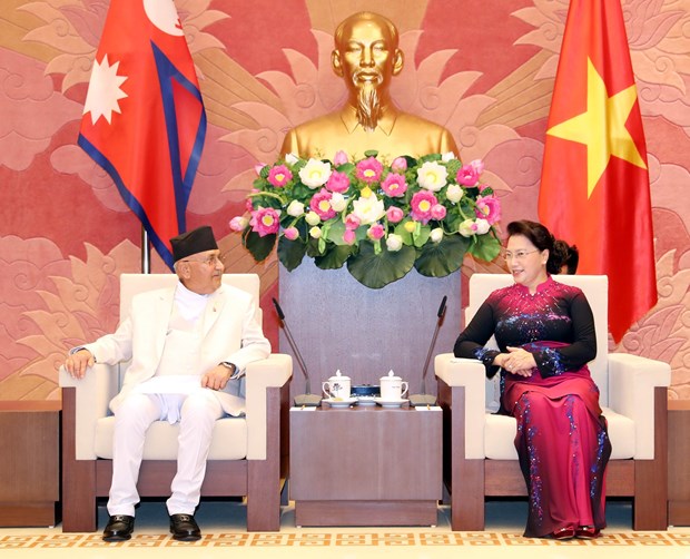 越南国会主席阮氏金银会见尼泊尔总理奥利 hinh anh 1