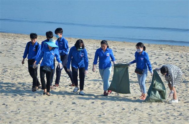 岘港市同全国各沿海省份凝聚力量清洁海洋 hinh anh 2