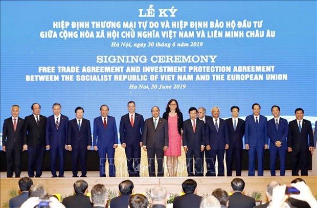 《欧盟与越南自由贸易协定》及《欧盟与越南投资保护协定》正式签署 hinh anh 1