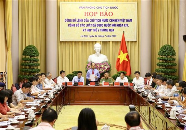越南国会第七次会议通过的七部法律的主席令正式公布 hinh anh 1