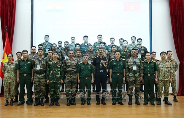 2019年越南—印度联合国维和行动沙盘模拟联合演练在河内举行 hinh anh 2