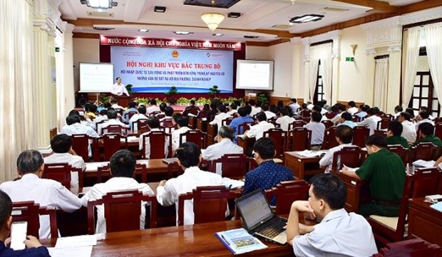 越南中部以北地区融入国际社会会议在承天顺化省举行 hinh anh 1
