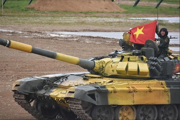 越南人民军坦克赛队做好准备参加国际军事赛会 hinh anh 1