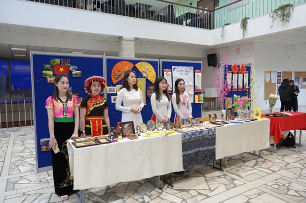 越南教师节庆祝活动在俄罗斯莫斯科举行 hinh anh 2