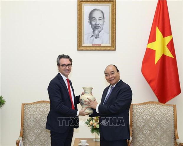 越南政府总理阮春福相信越南-欧盟关系将日益向前发展 hinh anh 1