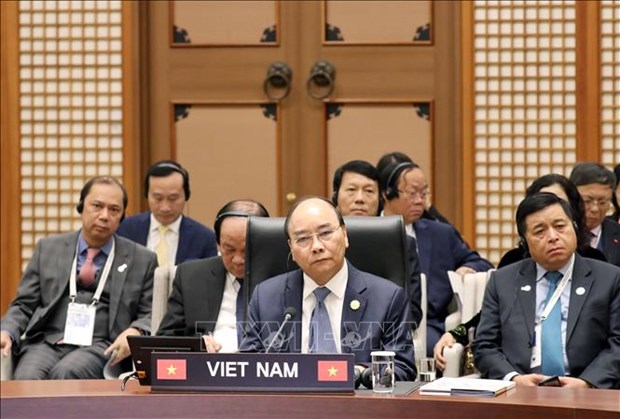 越南政府总理阮春福出席第一届湄公河-韩国峰会 hinh anh 2