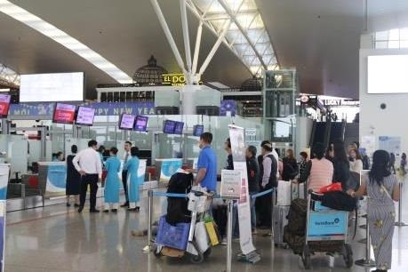 在2020年春节前中后内排国际航空港接待旅客人数可达130万人次 hinh anh 1