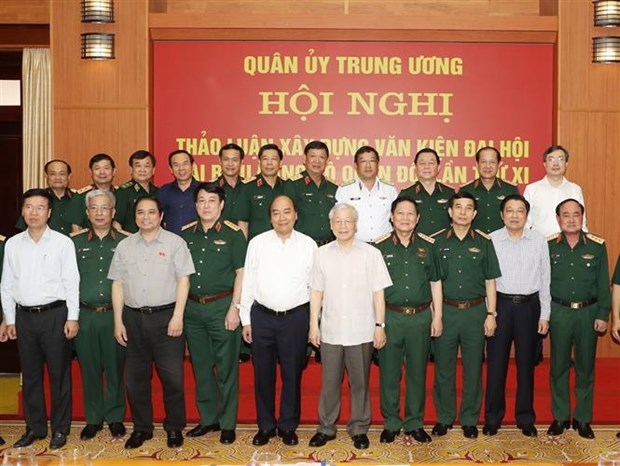 越共中央军委召开会议对越共军队第十一次代表大会文件草案提出意见 hinh anh 2